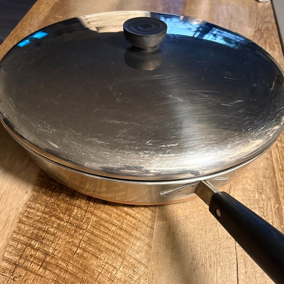 Revere Ware 12" Skillet with Lid - Picture 1 of 6